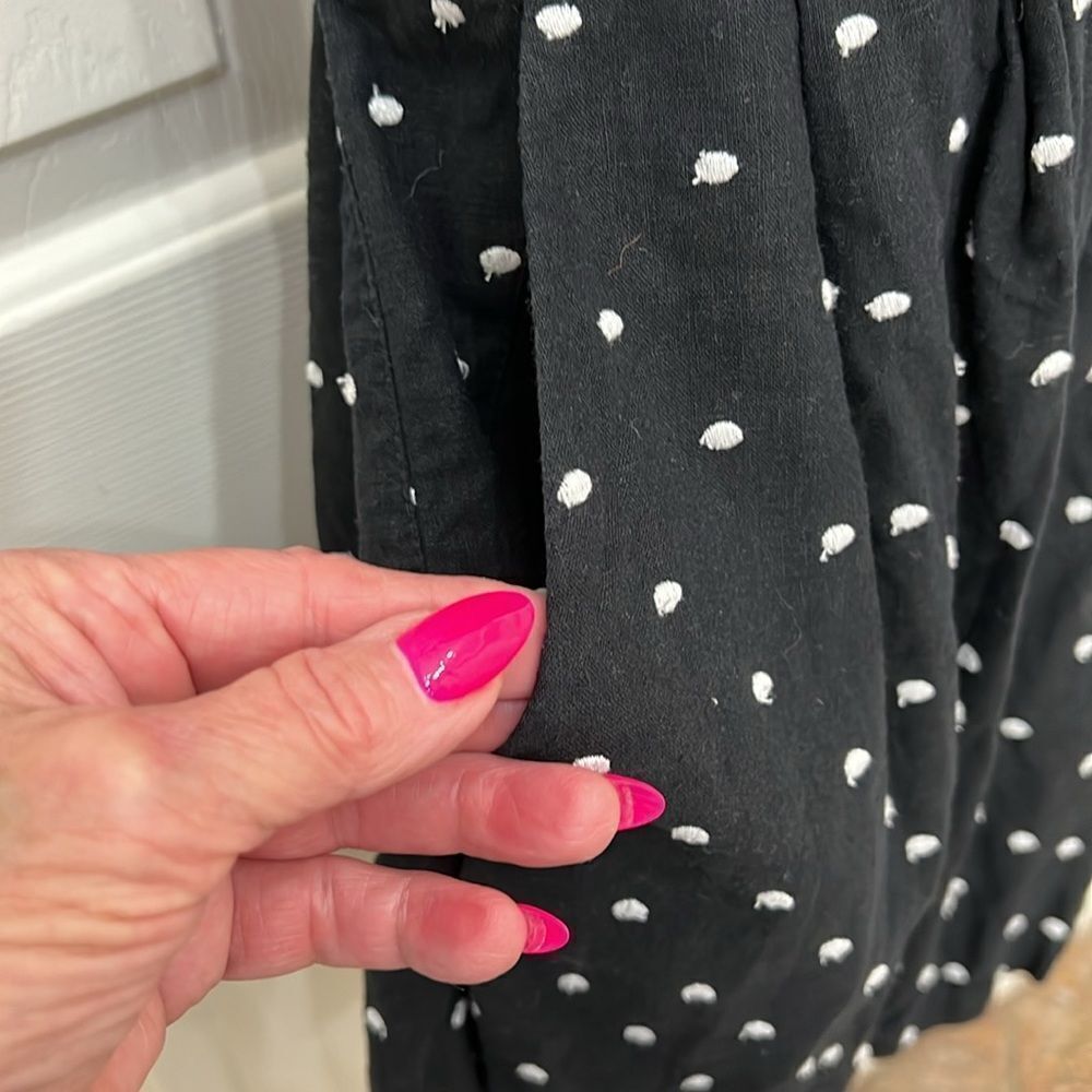 Loft Shorts Romper Sz 10 Black White Embroidered Polka Dot 55% Linen 45% Viscose - Picture 6 of 11